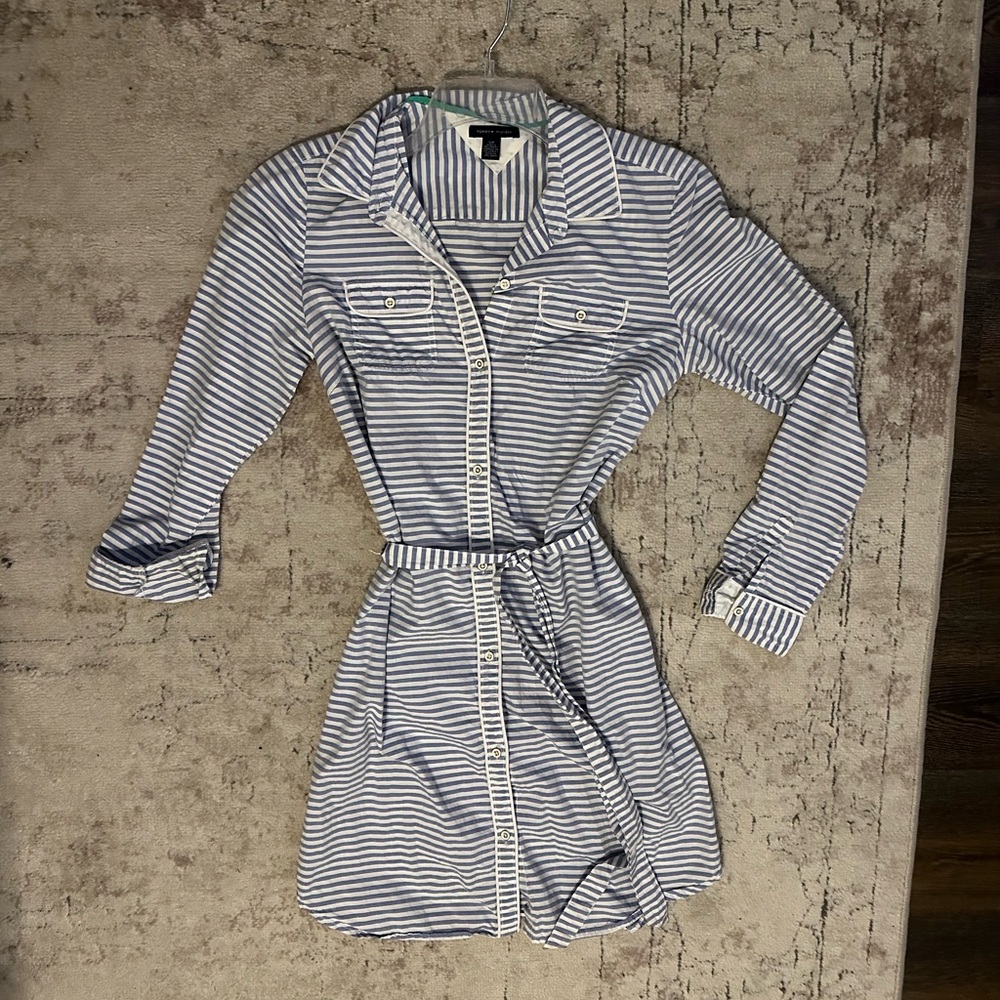 Tommy Hilfiger button down shirt dress with belt. Size S.